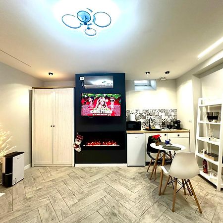 Stay Inn Central Brasov Ap 4 Exterior photo
