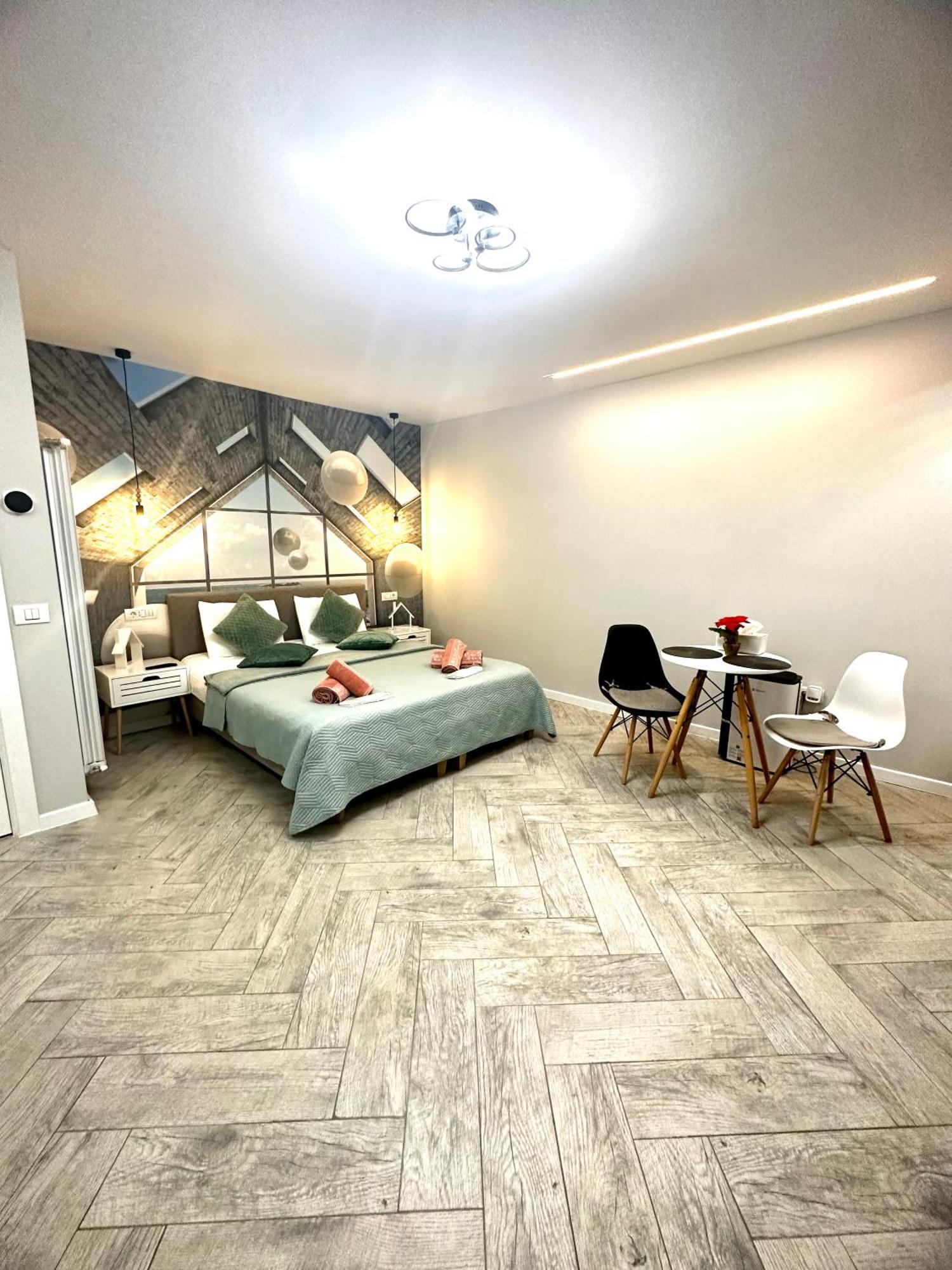 Stay Inn Central Brasov Ap 4 Exterior photo